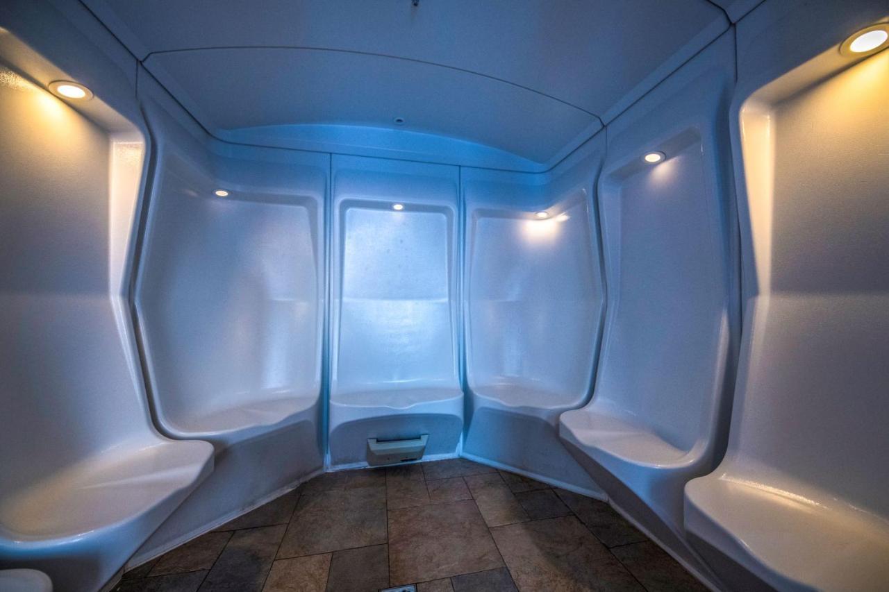 Hotel Forest Hills Зирц Экстерьер фото